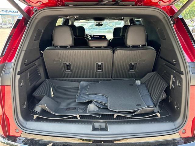 new 2026 Chevrolet Traverse car, priced at $57,000
