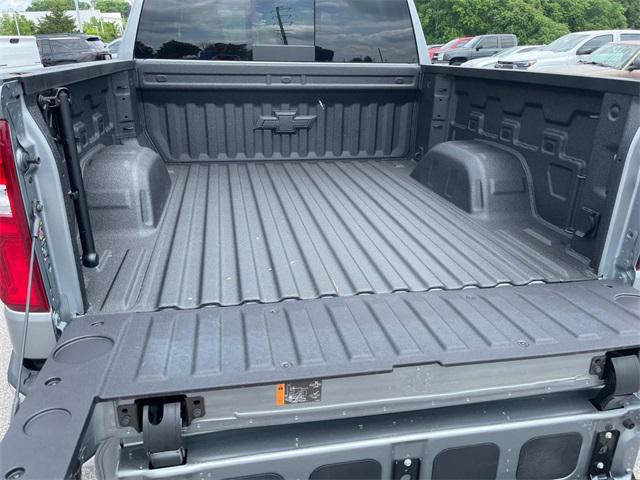 new 2025 Chevrolet Silverado 1500 car, priced at $70,000