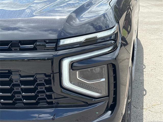 new 2025 Chevrolet Suburban car, priced at $80,000