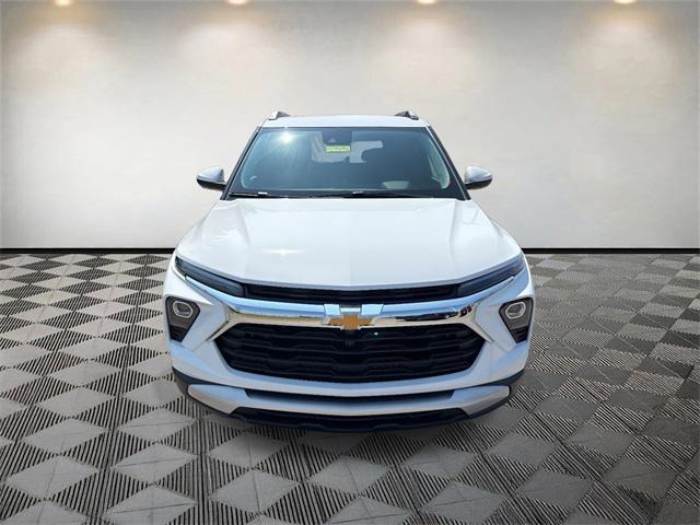 new 2026 Chevrolet TrailBlazer car, priced at $27,500