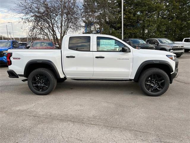 new 2024 Chevrolet Colorado car, priced at $38,995