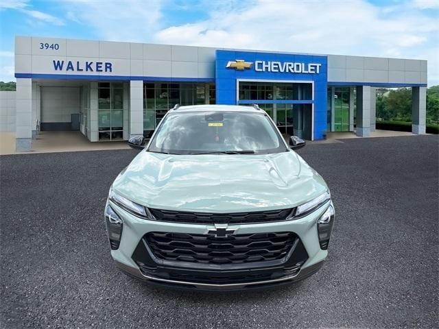 new 2025 Chevrolet Trax car, priced at $26,000