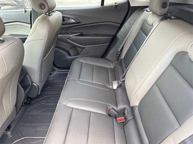 new 2025 Chevrolet Trax car, priced at $26,000