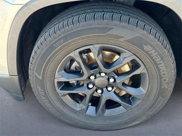 used 2019 Chevrolet Traverse car, priced at $19,782