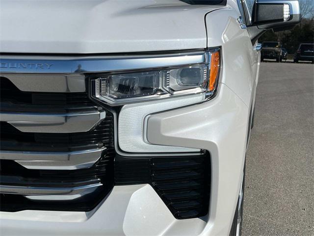 new 2025 Chevrolet Silverado 1500 car, priced at $72,500