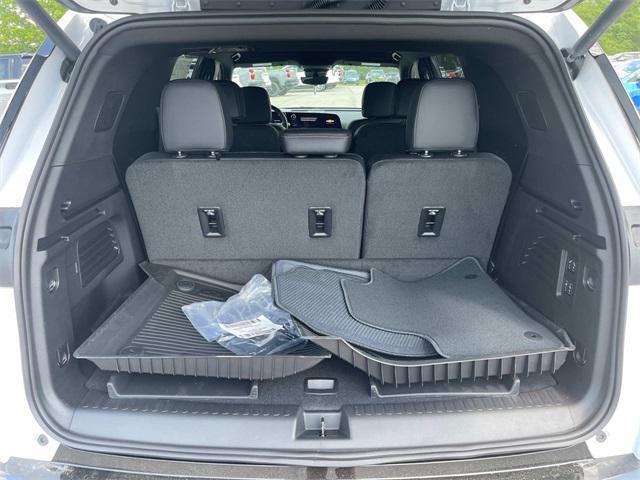 new 2025 Chevrolet Traverse car, priced at $56,500