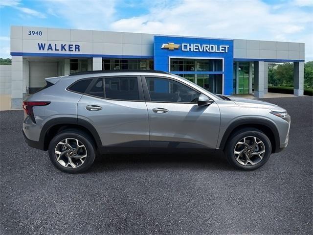 new 2025 Chevrolet Trax car, priced at $25,760