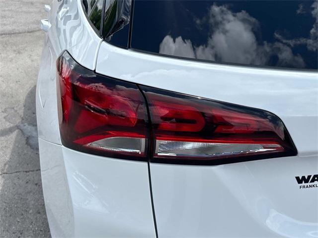 used 2022 Chevrolet Equinox car, priced at $17,294