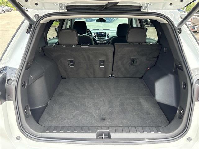 used 2022 Chevrolet Equinox car, priced at $17,294