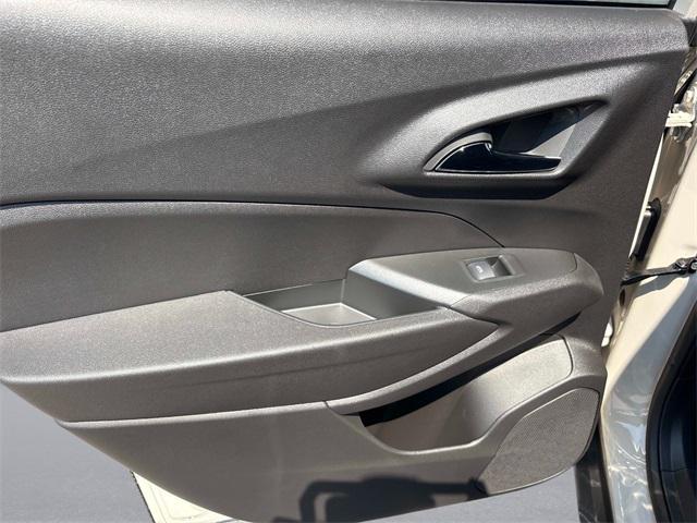 new 2026 Chevrolet Trax car, priced at $25,000