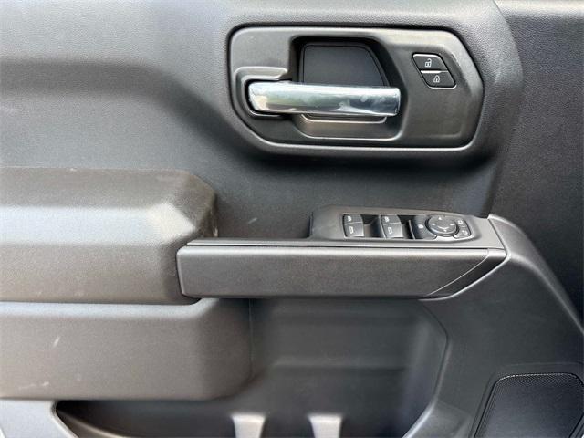 new 2026 Chevrolet Silverado 1500 car, priced at $40,750