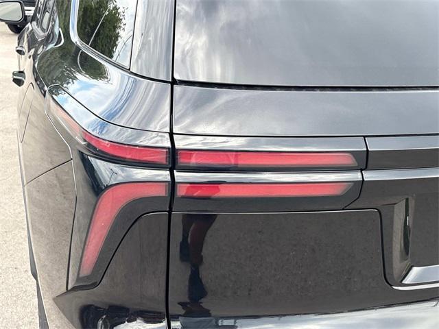 new 2025 Chevrolet Traverse car, priced at $50,000