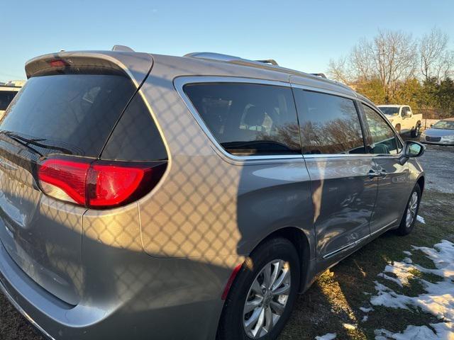 used 2018 Chrysler Pacifica car, priced at $15,144