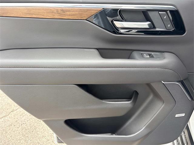 new 2025 Chevrolet Tahoe car, priced at $80,000