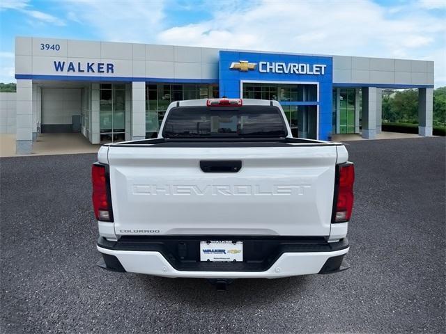 new 2025 Chevrolet Colorado car, priced at $40,000