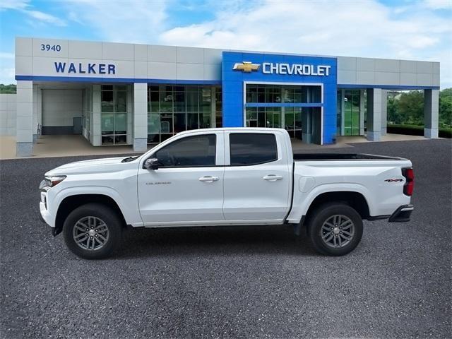 new 2025 Chevrolet Colorado car, priced at $40,000