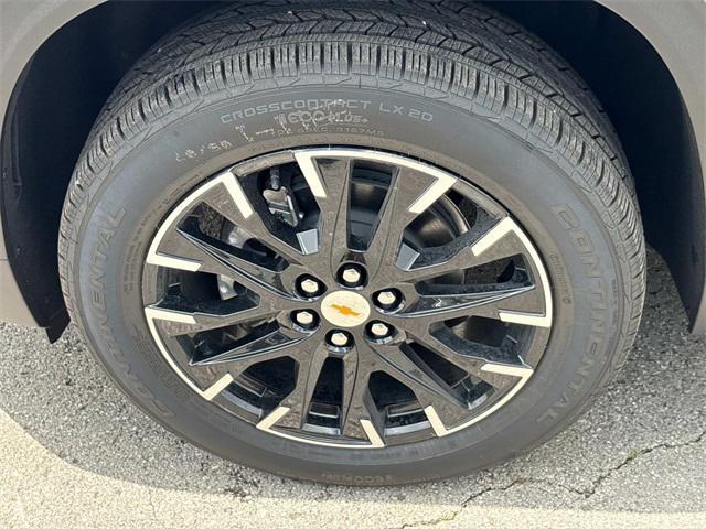 new 2025 Chevrolet Traverse car, priced at $46,000