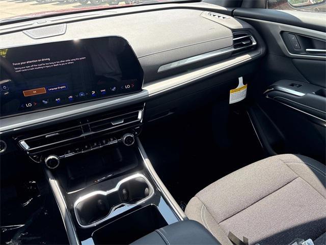 new 2025 Chevrolet Traverse car, priced at $42,500
