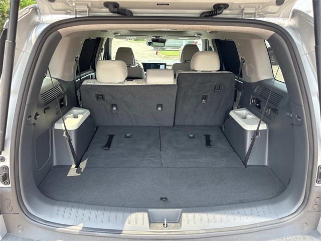 used 2024 Hyundai Santa Fe car, priced at $35,974