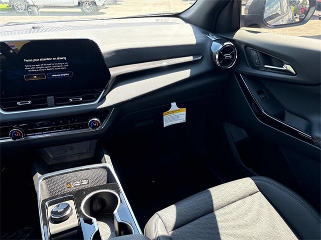 new 2026 Chevrolet Equinox car, priced at $33,535