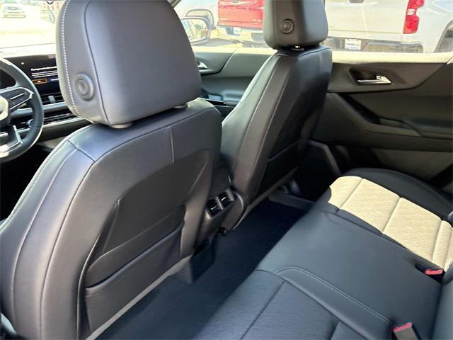 new 2026 Chevrolet Equinox car, priced at $33,535