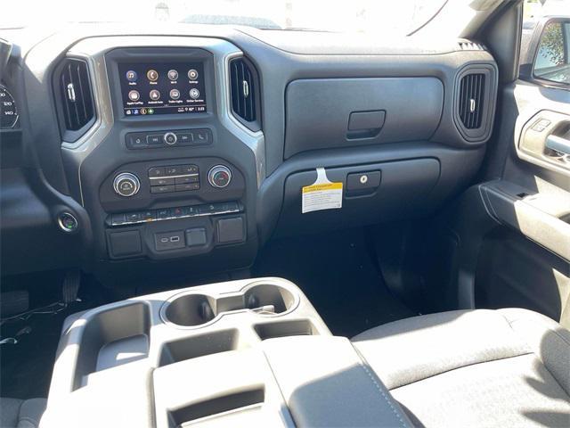 new 2025 Chevrolet Silverado 1500 car, priced at $52,634