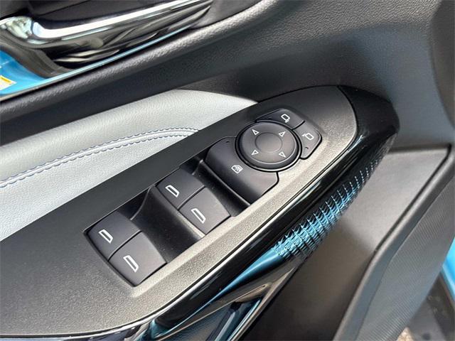 new 2025 Chevrolet Trax car, priced at $25,500