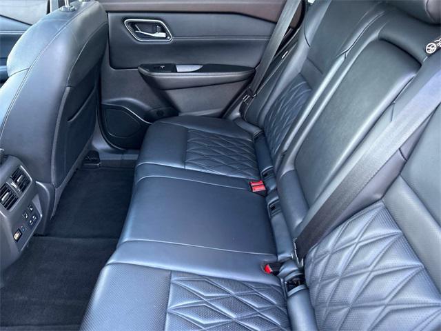 used 2021 Nissan Rogue car, priced at $25,988