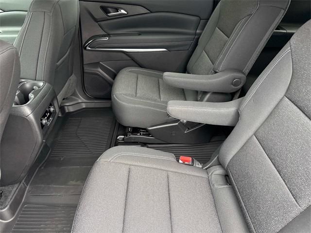 new 2026 Chevrolet Traverse car, priced at $41,205