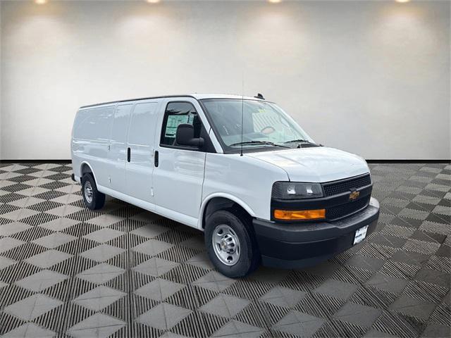 new 2025 Chevrolet Express 3500 car, priced at $50,000