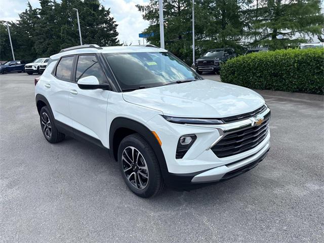 new 2026 Chevrolet TrailBlazer car, priced at $29,500