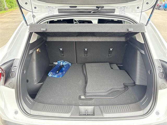 new 2025 Chevrolet Trax car, priced at $24,000