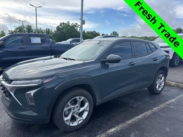 used 2025 Chevrolet Trax car, priced at $22,659