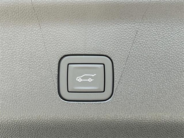 new 2025 Chevrolet Suburban car, priced at $83,120