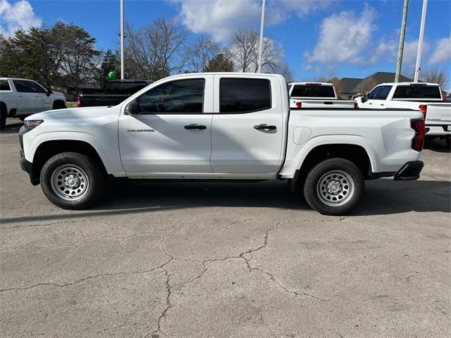 new 2024 Chevrolet Colorado car, priced at $30,500