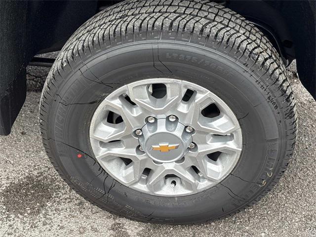 new 2025 Chevrolet Silverado 2500 car, priced at $63,000