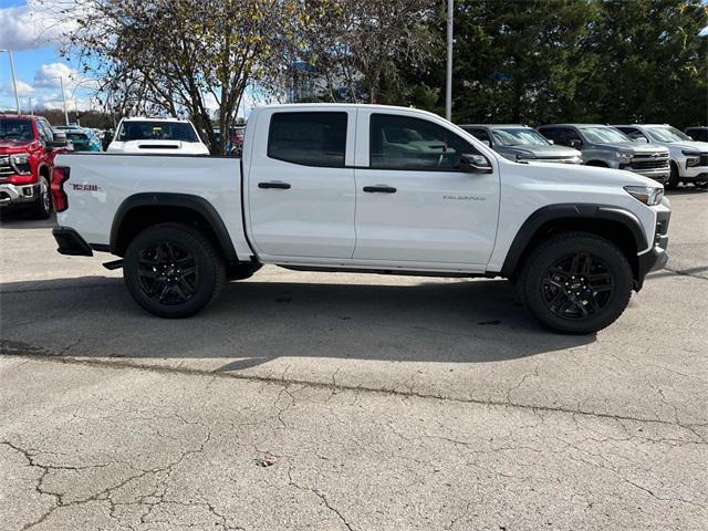 new 2024 Chevrolet Colorado car, priced at $39,700