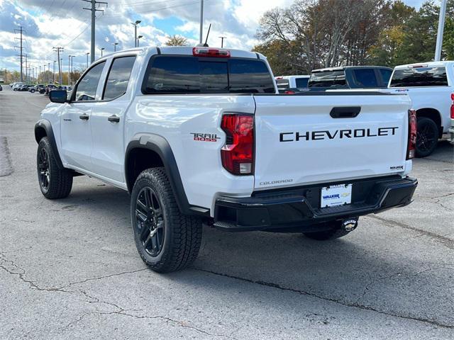 new 2024 Chevrolet Colorado car, priced at $39,700