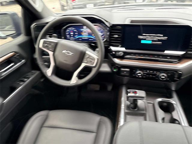 new 2025 Chevrolet Silverado 1500 car, priced at $60,000