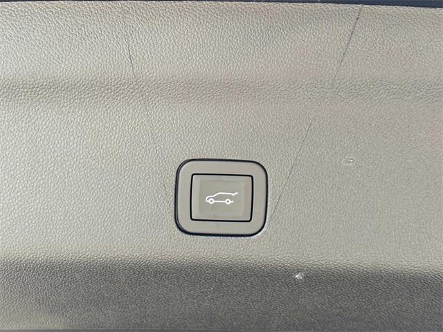new 2025 Chevrolet Suburban car, priced at $90,000