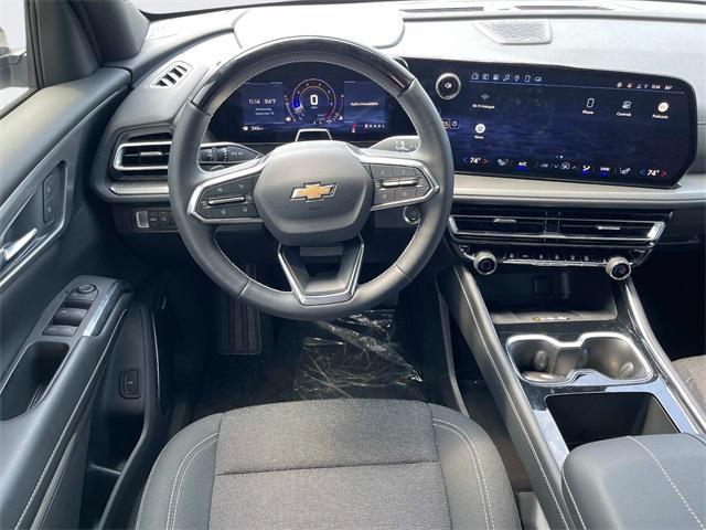 new 2025 Chevrolet Traverse car, priced at $41,000