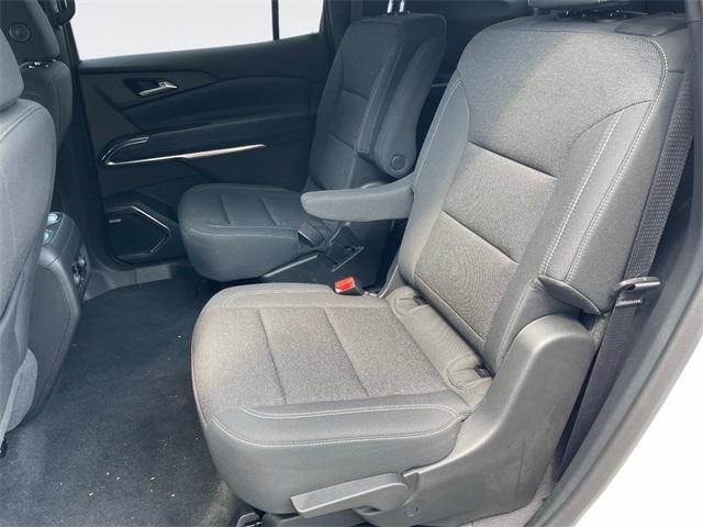 new 2025 Chevrolet Traverse car, priced at $41,000