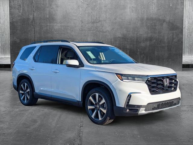 new 2025 Honda Pilot car, priced at $51,125