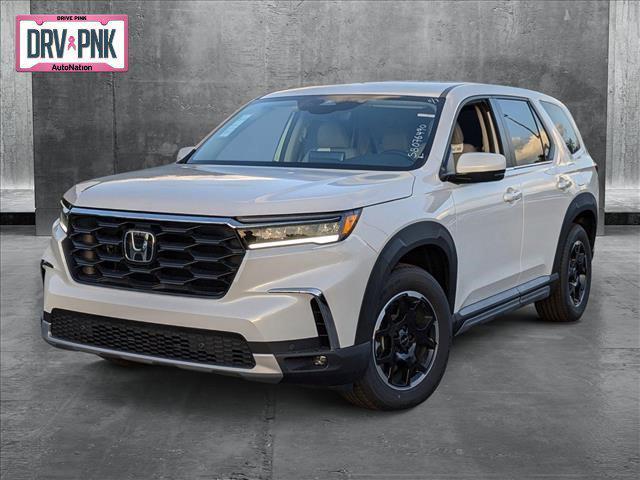 new 2025 Honda Pilot car, priced at $50,200