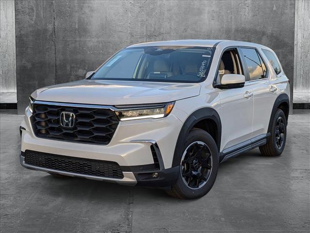 new 2025 Honda Pilot car, priced at $50,200