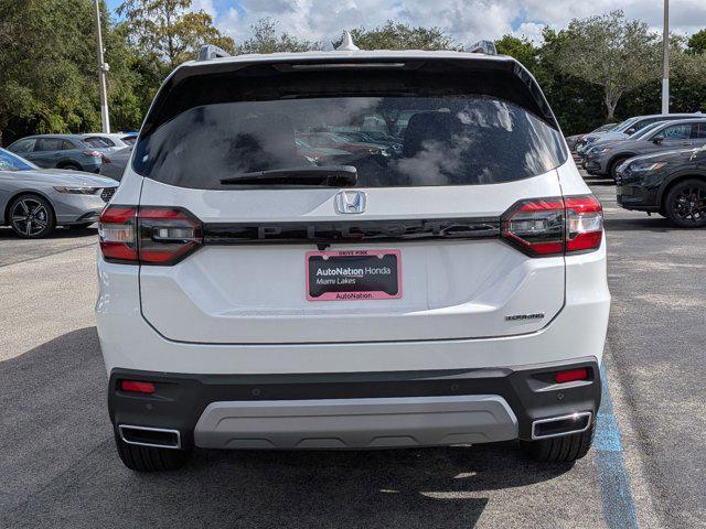 new 2025 Honda Pilot car, priced at $45,874