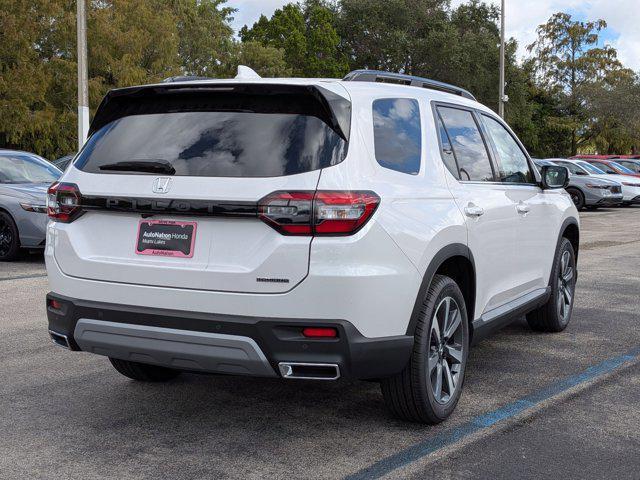 new 2025 Honda Pilot car, priced at $45,874
