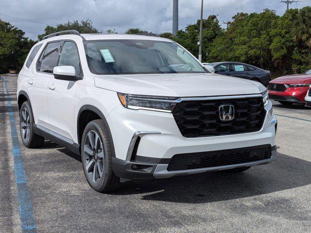 new 2025 Honda Pilot car, priced at $45,874