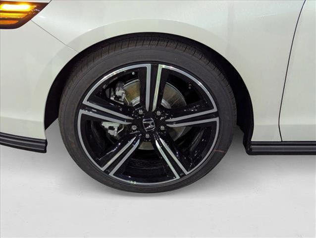 new 2025 Honda Accord Hybrid car, priced at $33,735