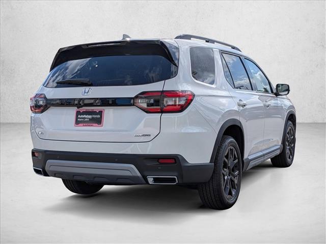 new 2025 Honda Pilot car, priced at $49,505